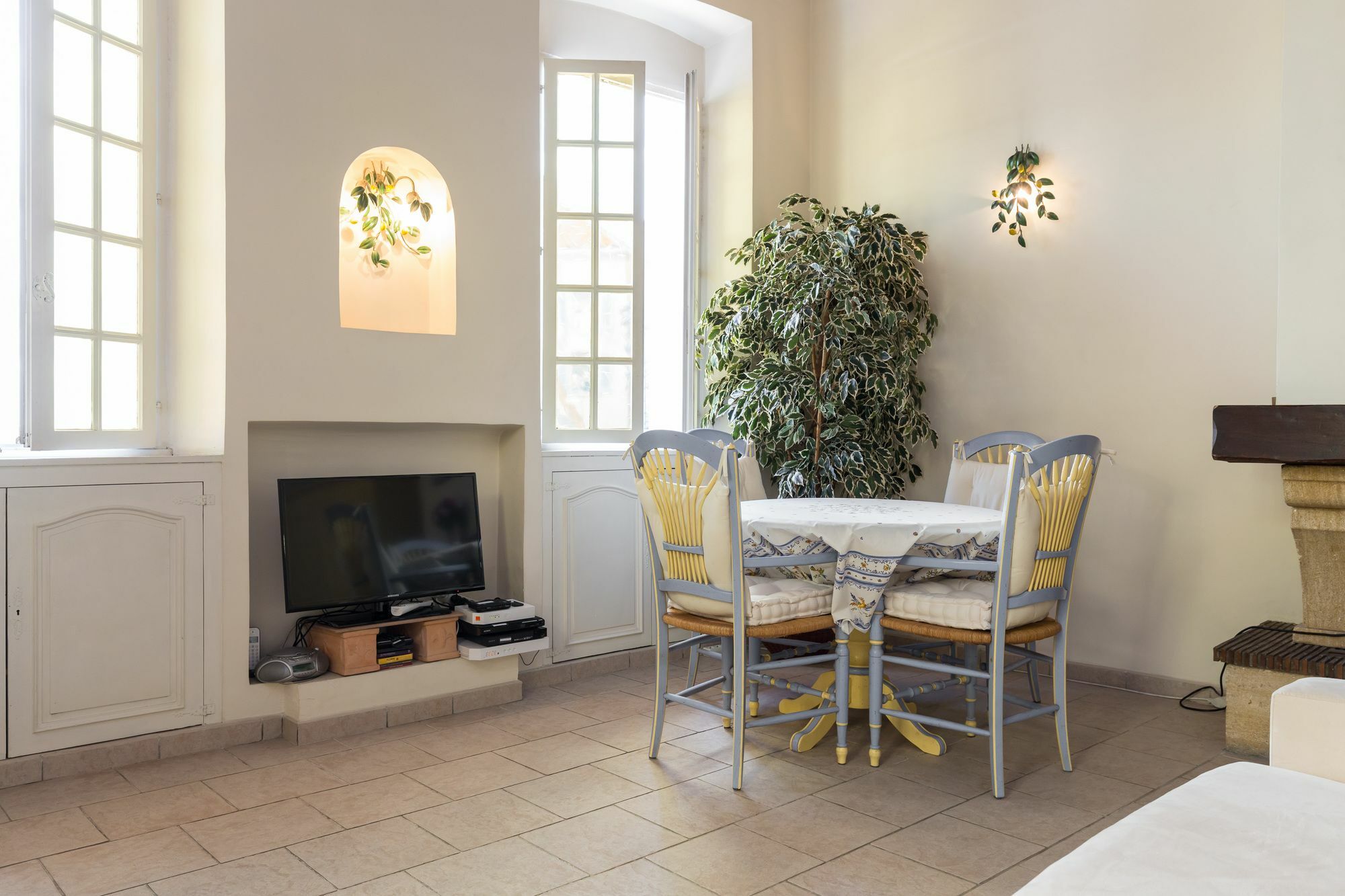 Very Charming Studio Apartment On Port In Cannes A Short Walk To Palais With Aircon And Internet 411 Exterior foto